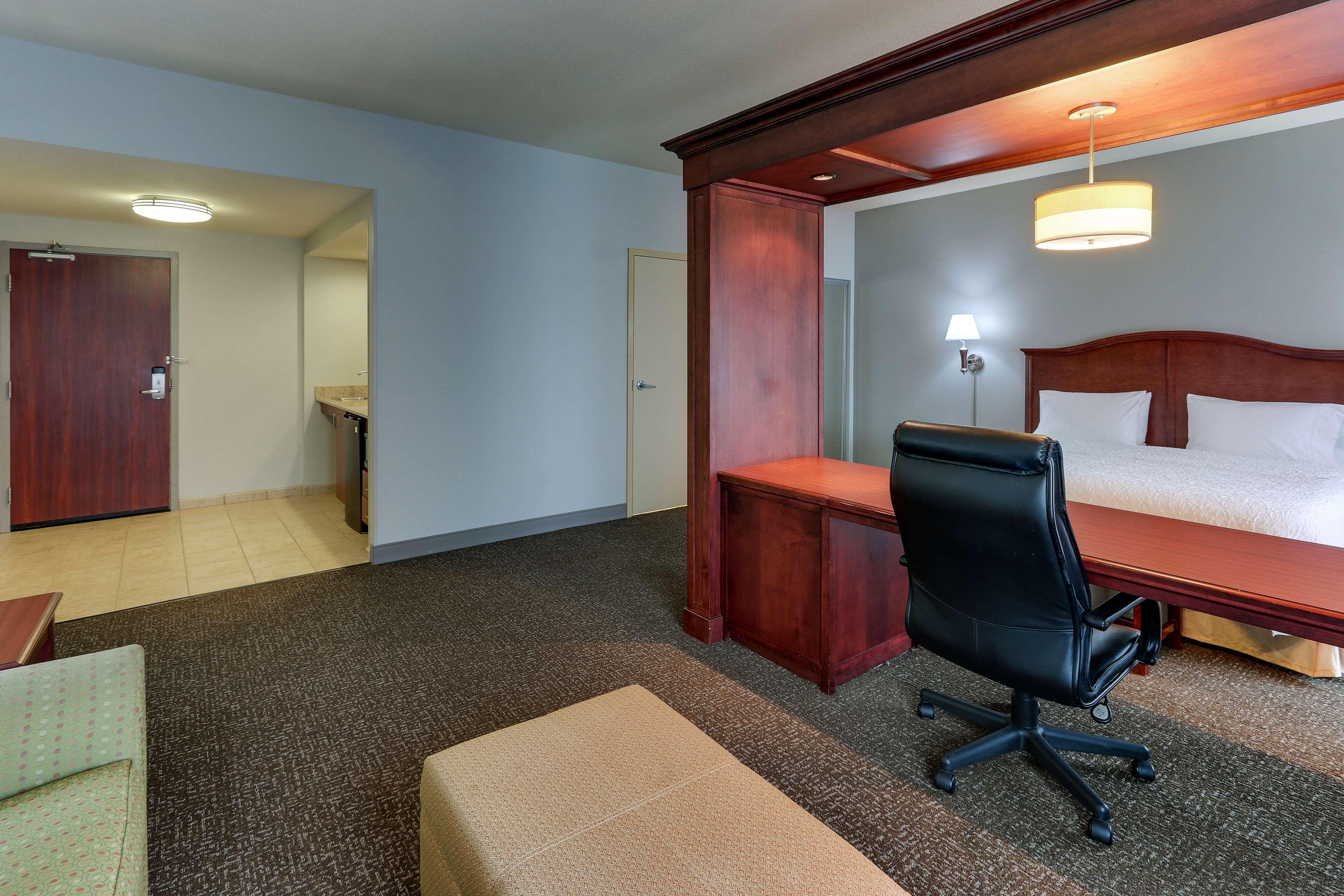 Hampton Inn & Suites Indianapolis-Airport Kültér fotó