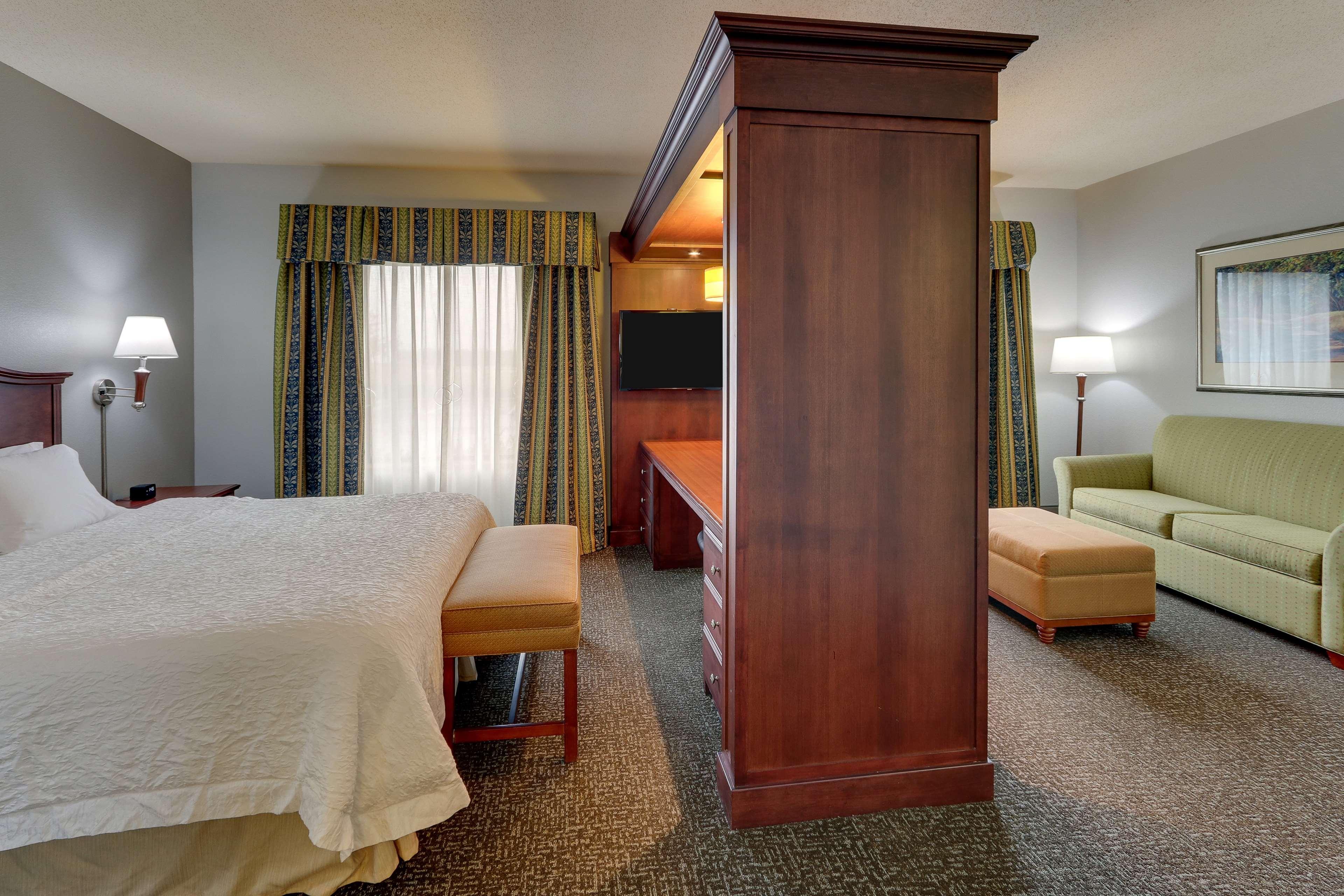 Hampton Inn & Suites Indianapolis-Airport Kültér fotó