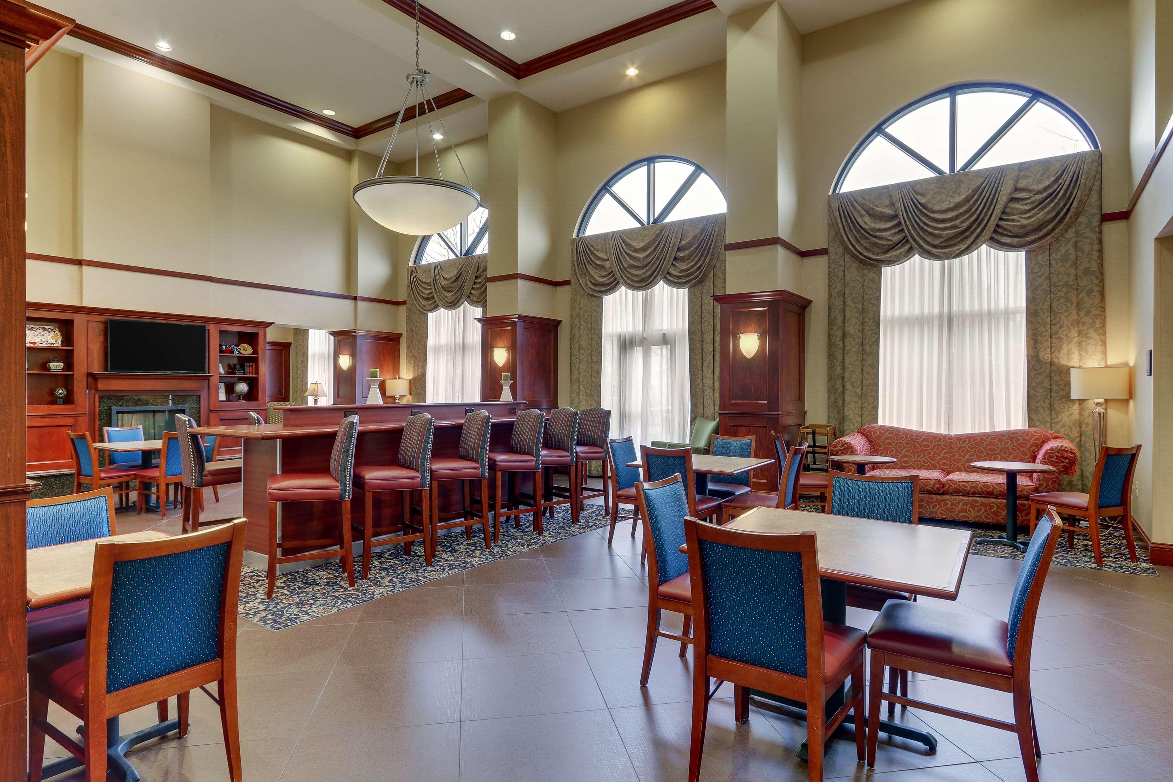 Hampton Inn & Suites Indianapolis-Airport Kültér fotó