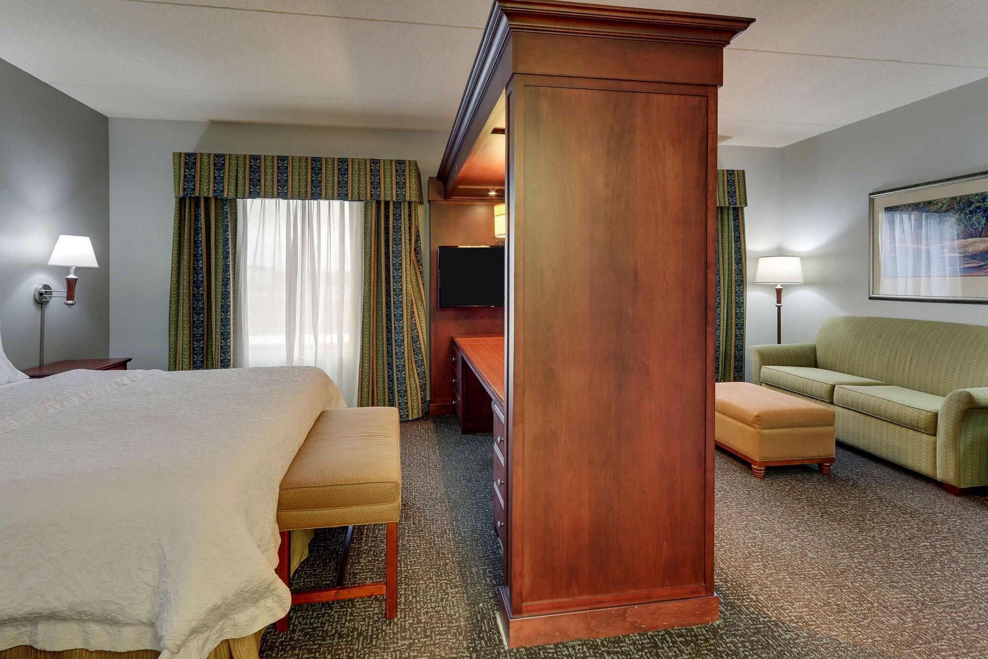 Hampton Inn & Suites Indianapolis-Airport Kültér fotó